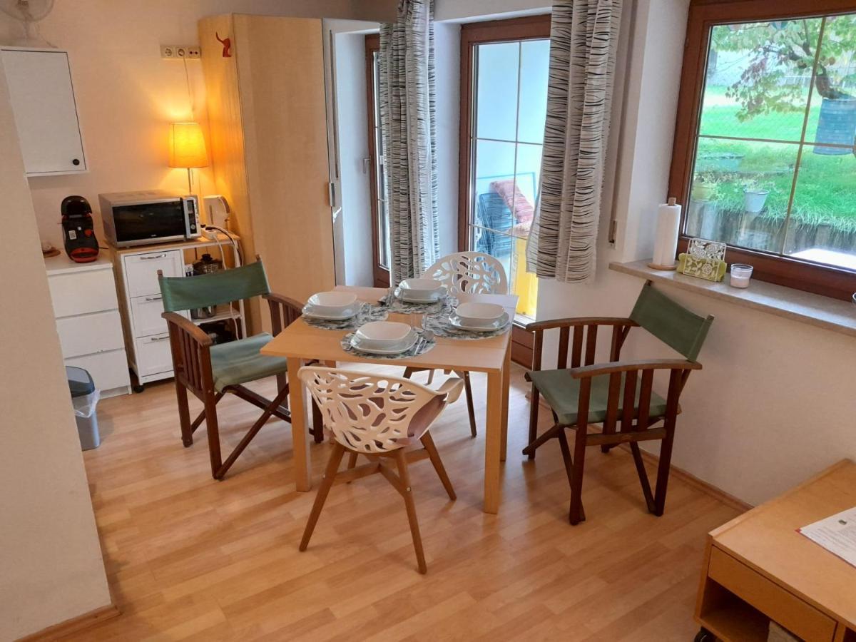 Apartment Mit Kueche Und Balkon Oder Terrasse, Ruhig Und Gut Erreichbar Piding Eksteriør billede