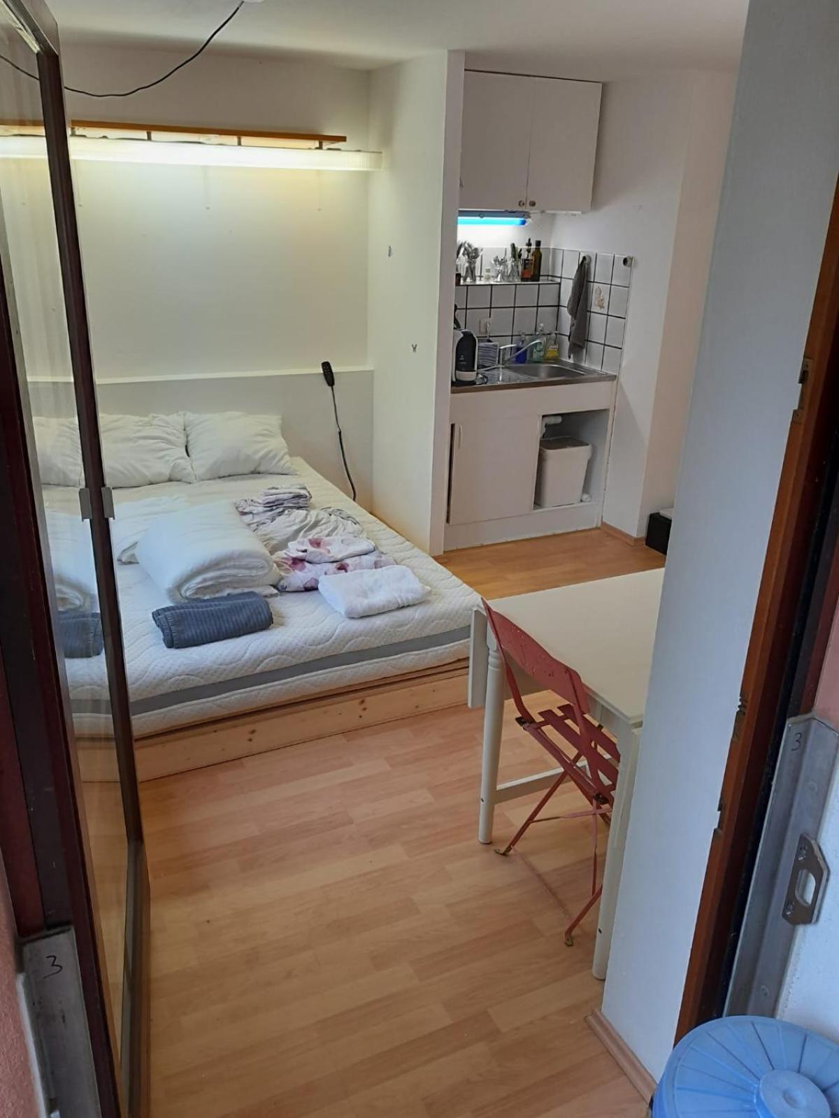 Apartment Mit Kueche Und Balkon Oder Terrasse, Ruhig Und Gut Erreichbar Piding Eksteriør billede